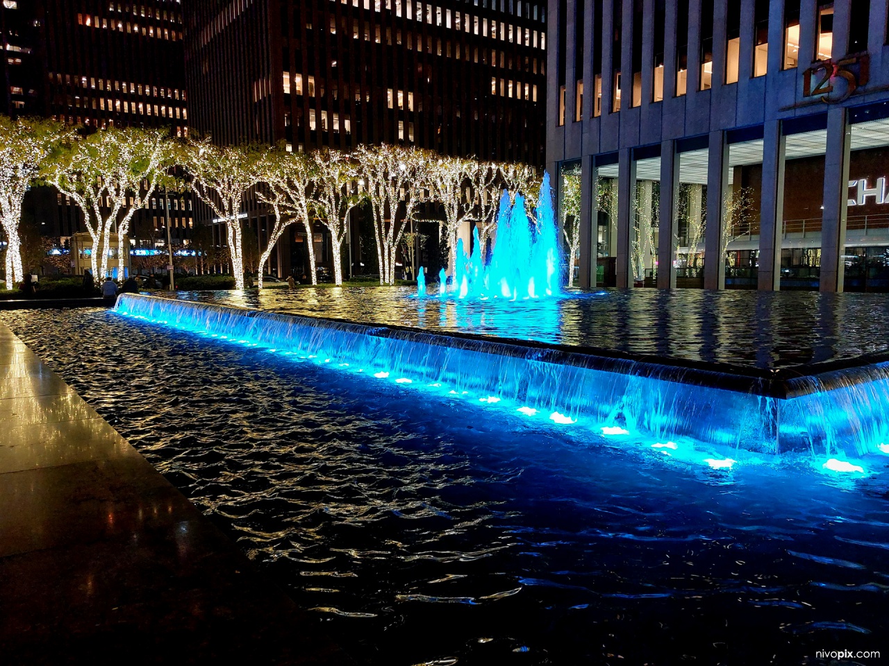 Avenue of the Americas Fountain