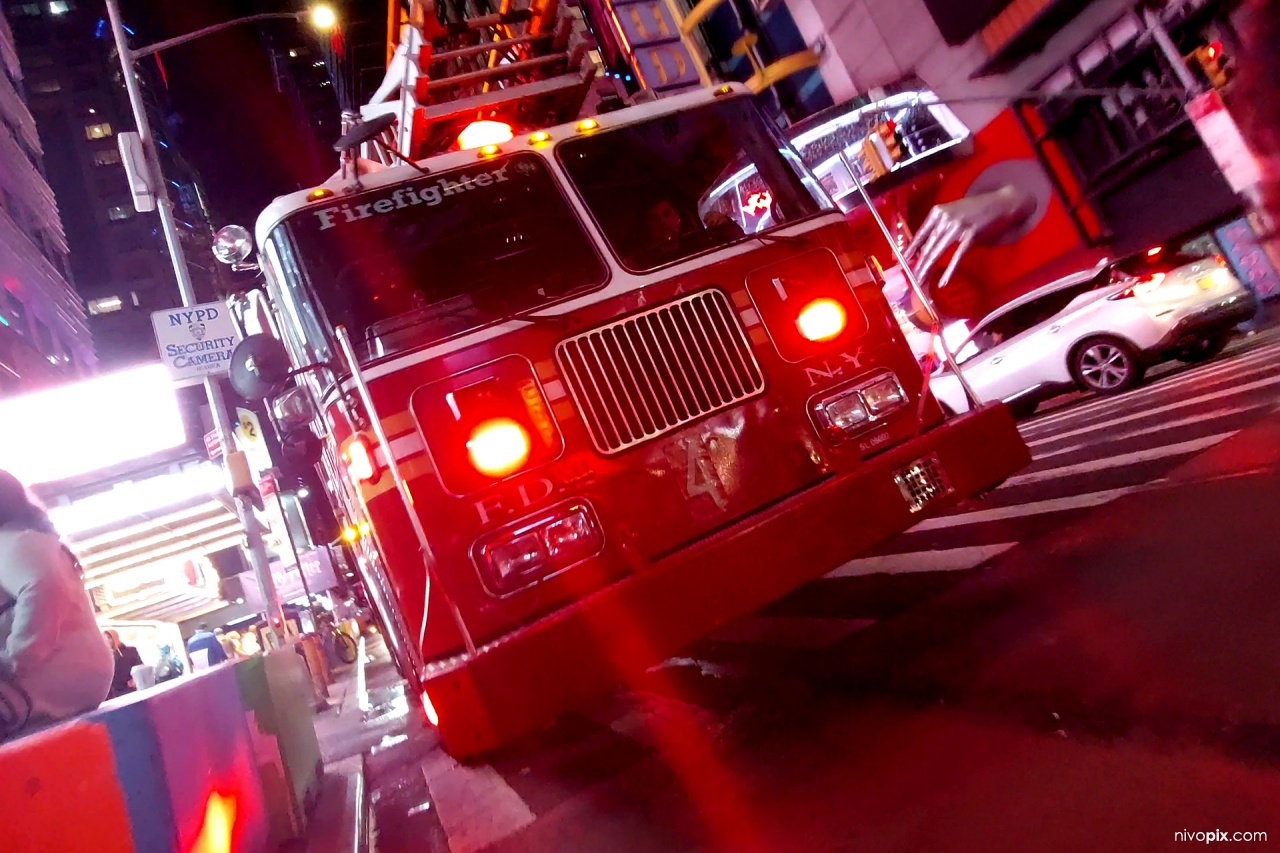 FDNY Ladder 4