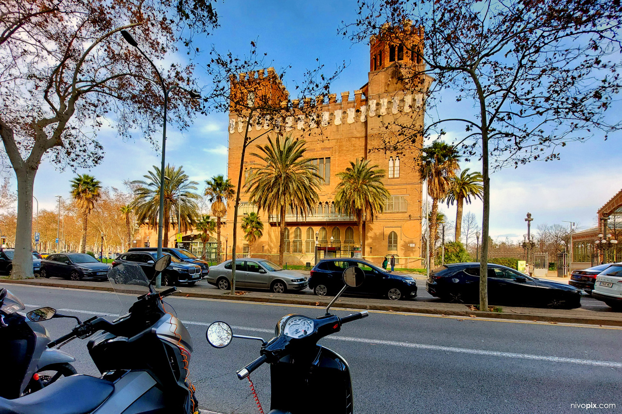 The Castle of the Three Dragons (Castell dels Tres Dragons)