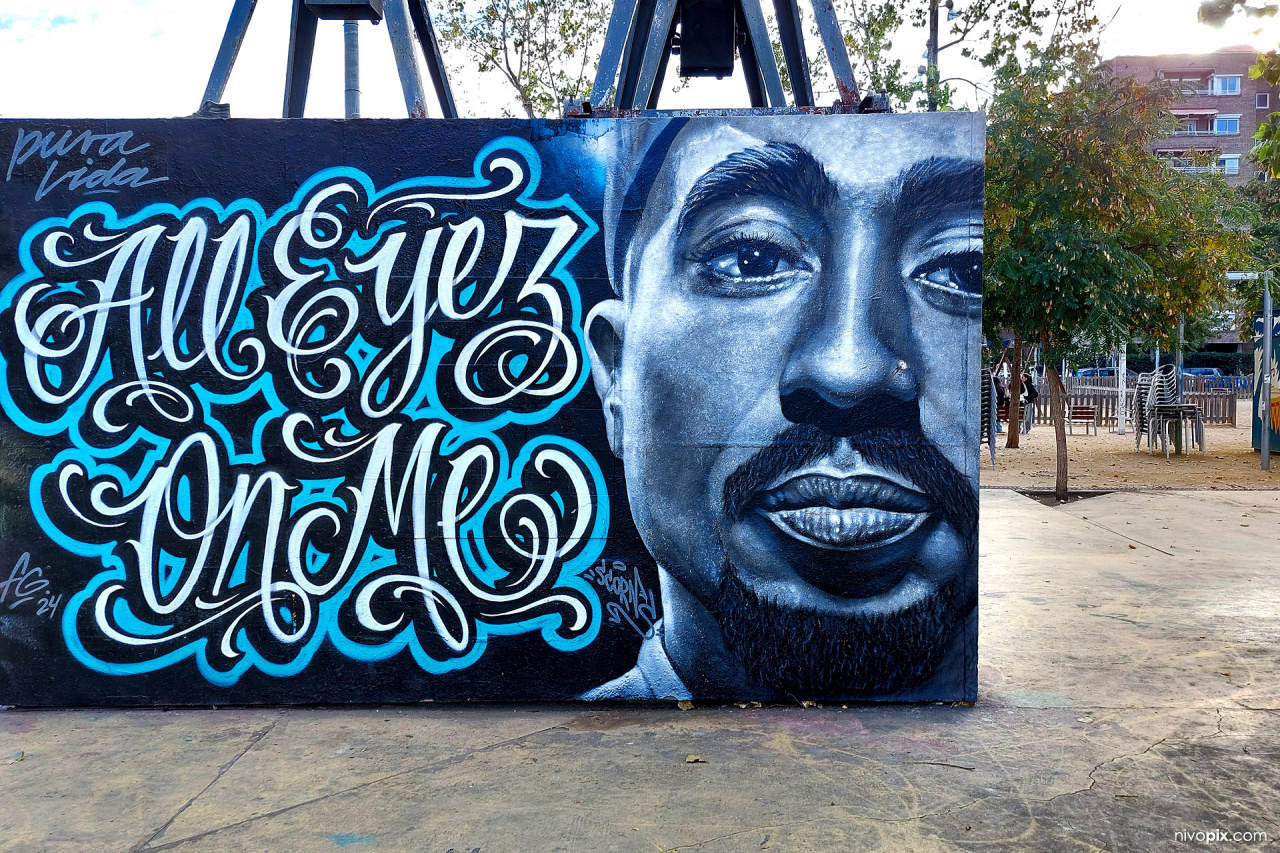 Tupac Shakur mural, Barcelona