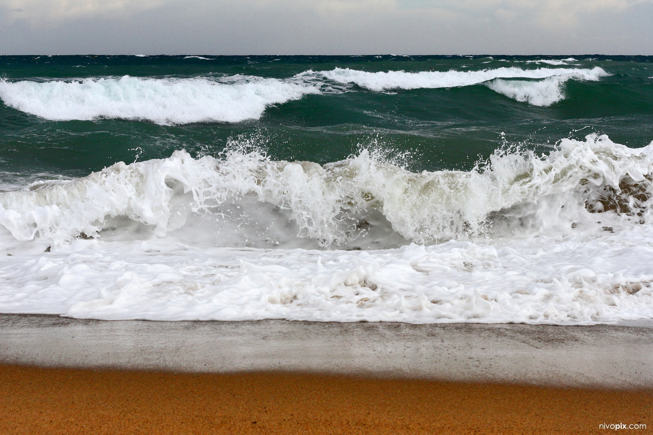 Mediterranean Sea, Platja de Sant Sebastià, Barcelona