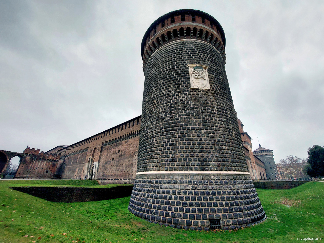 Castello Sforzesco - Torrione di Santo Spirito