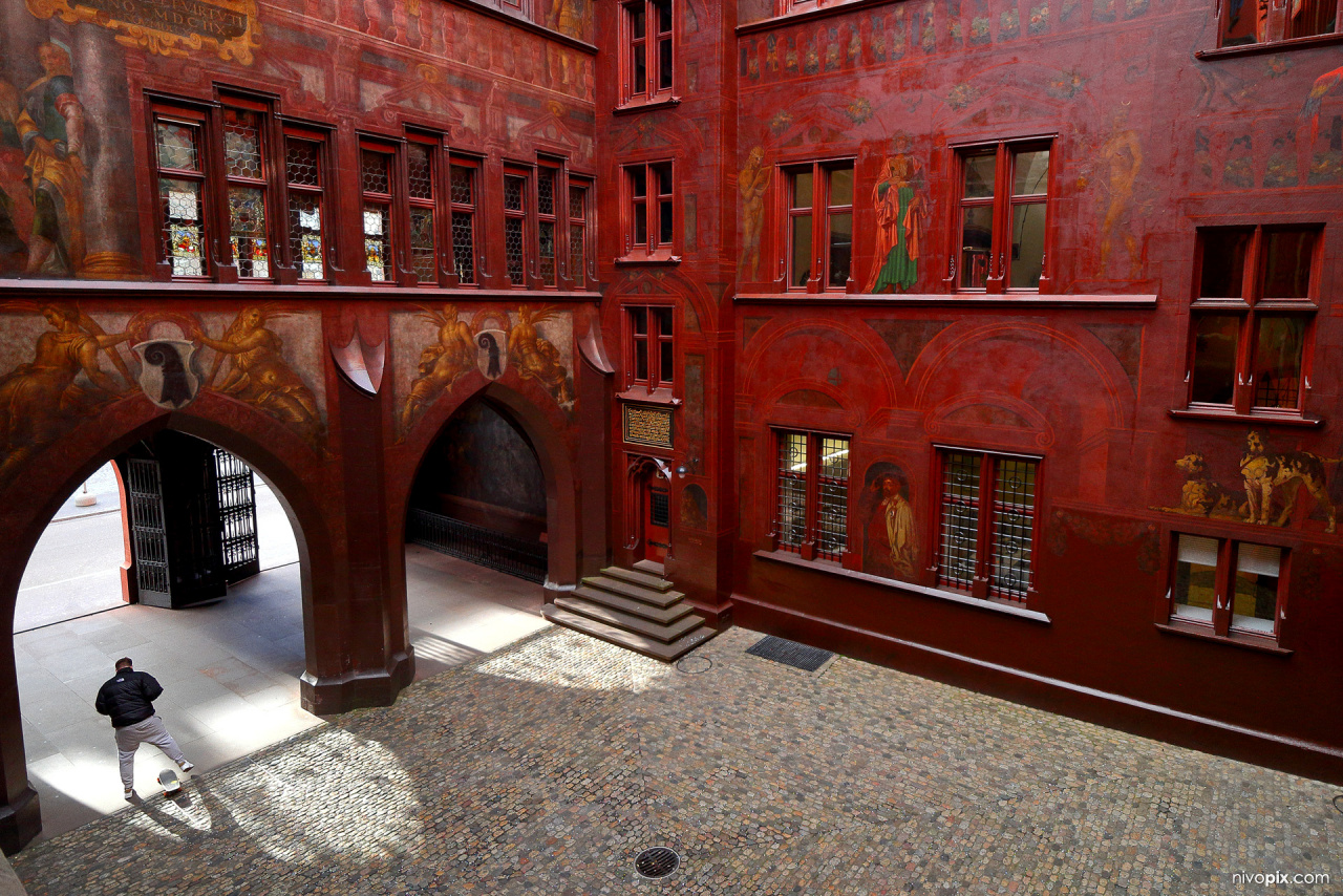 Roothuus Basel - Town hall