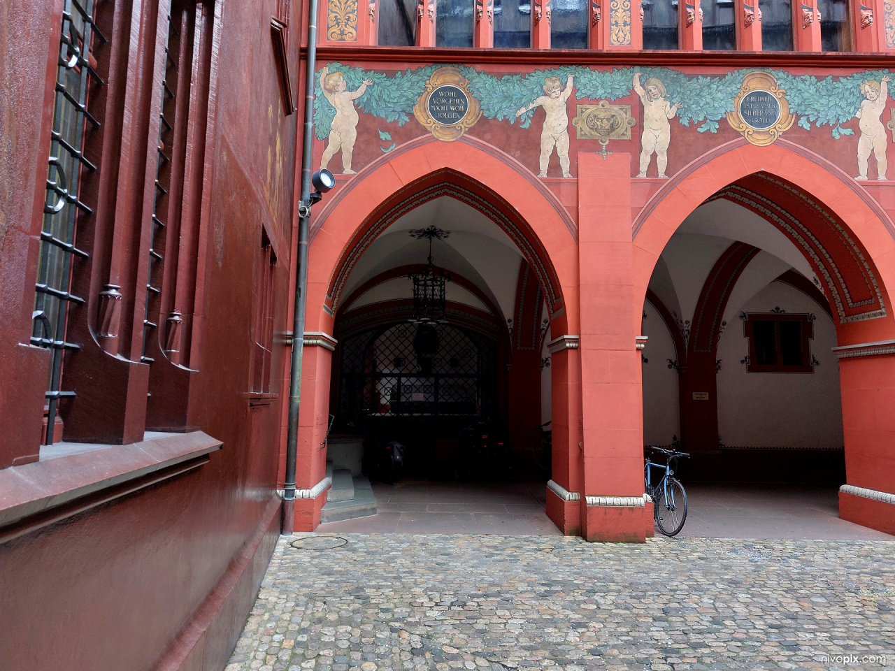 Roothuus Basel - Town hall