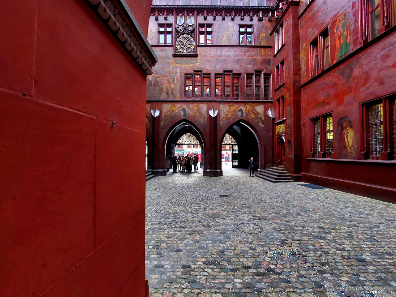 Roothuus Basel - Town hall