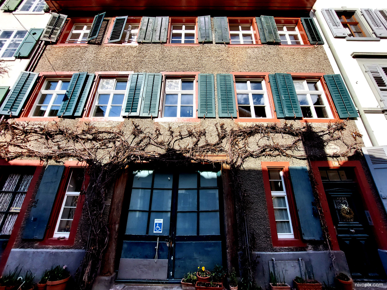 Unterer Heuberg, Altstadt Grossbasel street