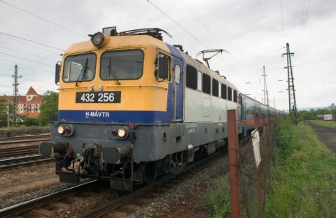 MÁV Class V43 – Budapest, Hungary