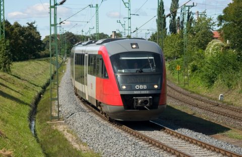 ÖBB 5022 - Siemens Desiro – Sopron, Hungary