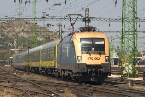 470 002 at Kelenföld – Budapest, Hungary