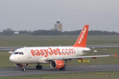 Easyjet, Airbus A319-111, G-EZFH – Budapest, Hungary