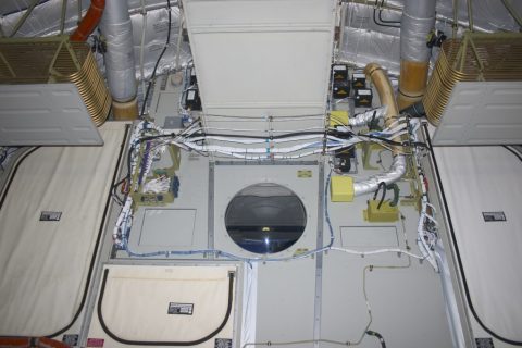 Boeing C-17 Globemaster III - cockpit window – Pápa, Hungary