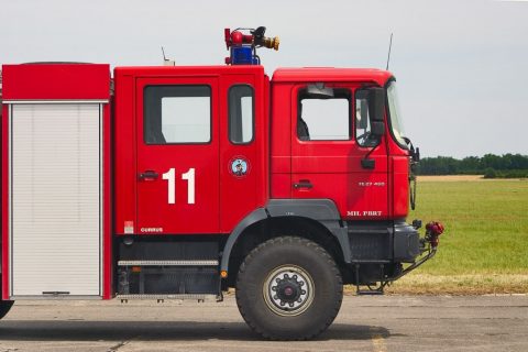 MAN F90 - FE27 460 fire truck – Pápa, Hungary