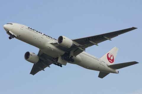 JA706J, Japan Airlines, Boeing 777-246/ER – Budapest, Hungary