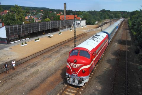 Tekergő train departs Révfülöp - 2761 017 Nohab – Révfülöp, Hungary