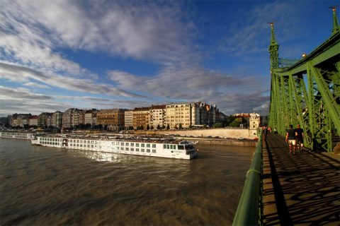 Szabadság híd, Duna – Budapest, Hungary