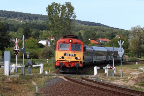 M41 418-328 Szepezdfürdő – Révfülöp, Hungary
