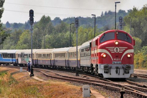 Tekergő train departs Révfülöp - 2761 017 Nohab – Révfülöp, Hungary