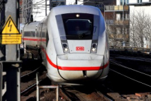 ICE 4 (Deutsche Bahn) at Bahnhof Berlin Friedrichstraße