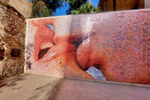 El món neix en cada besada, The World Comes To Life With Each Kiss