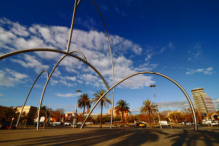 Plaça de les Drassanes, Onades de Andreu Alfaro