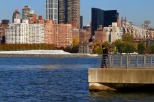 Gantry Plaza State Park Recreational Dock