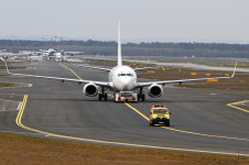 D-AWBB PrivatAir Boeing 737-700 BBJ