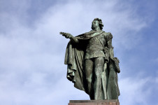 Gustav III Statue