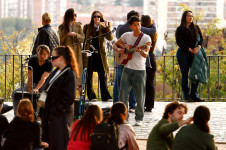 Street musicians in Parque de la Montaña, Madrid