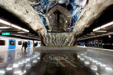 Tekniska högskolan metro station