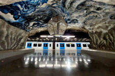 Tekniska högskolan metro station